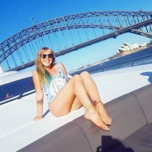 Meet your Posher, Laura